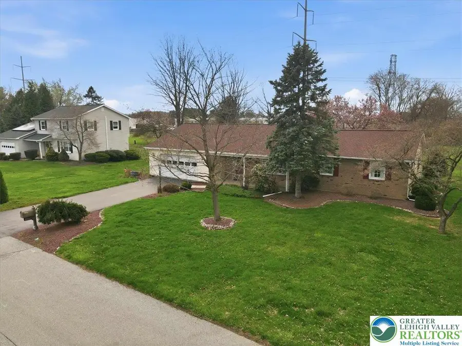 3875 Wellington Drive, Bethlehem, PA 18020 - #3