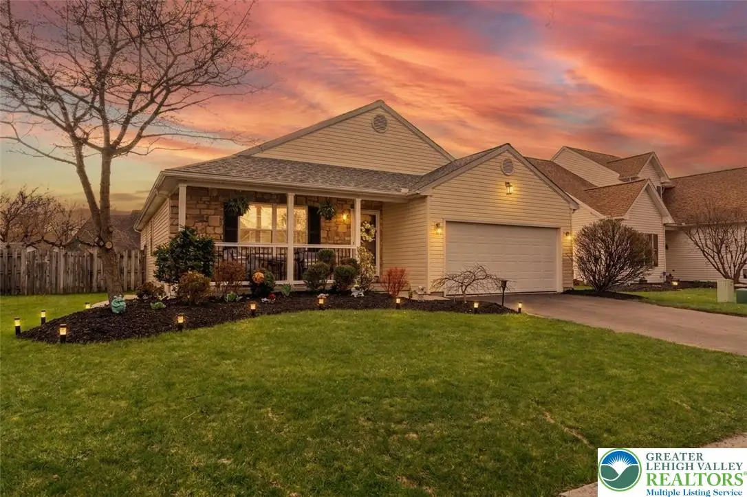 1928 Vintage Drive, Bethlehem, PA 18045 - #1