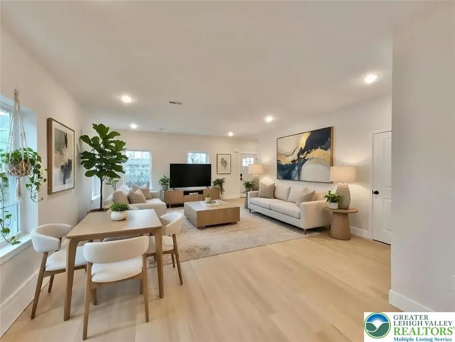 922 Centre Street, Easton, PA 18042 - #3