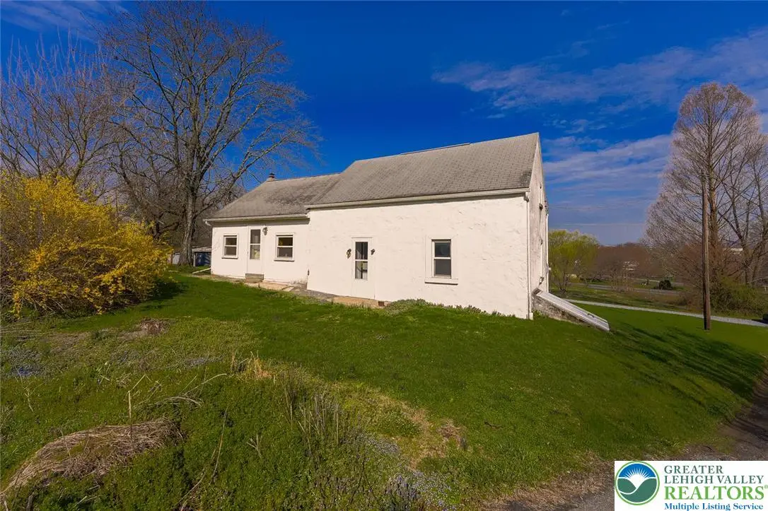 11 Witwer Lane, Walnuttown, PA 19522 - #1