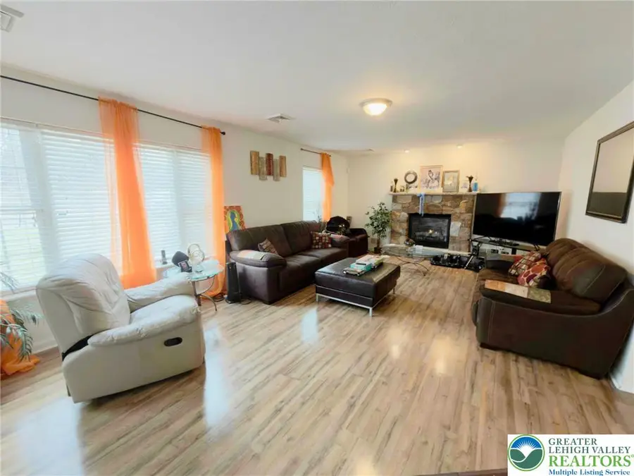 6017 Boardwalk Drive, Coolbaugh, PA 18466 - #2