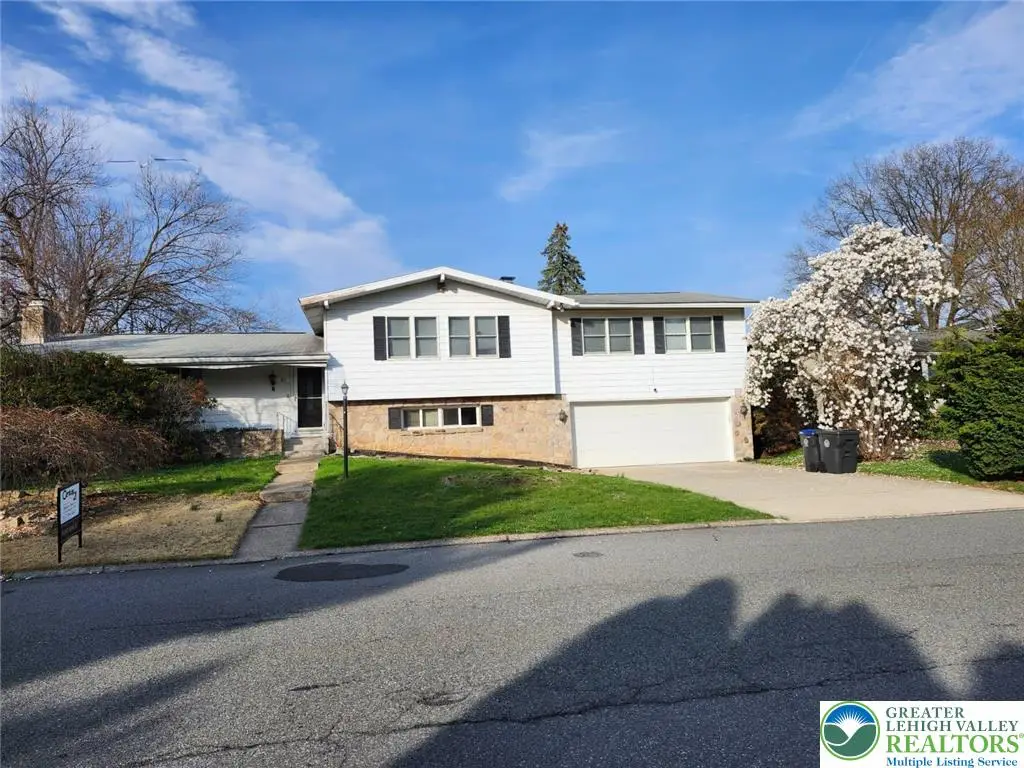 811 S Glenwood Street, Dorneyville, PA 18103 - #1