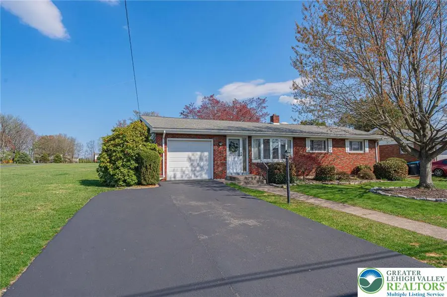2630 Jacksonville Road, Bethlehem City, PA 18017 | Joyful Living by BHGRE