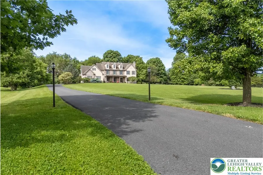 20 Longhill Drive, Easton, PA 18042 - #3