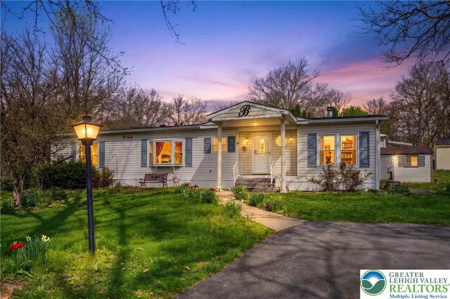 4 Woodsdale Court, Moore, PA 18014 - #2