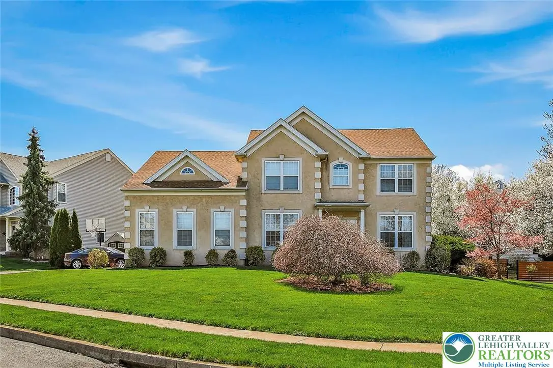 2560 Country Top Trail, Bethlehem, PA 18020 - #1