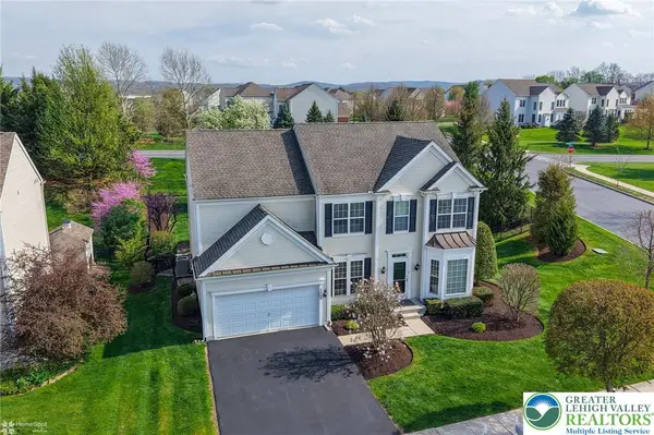 8958 Colebrook Road, Upper Macungie Twp, PA 18031