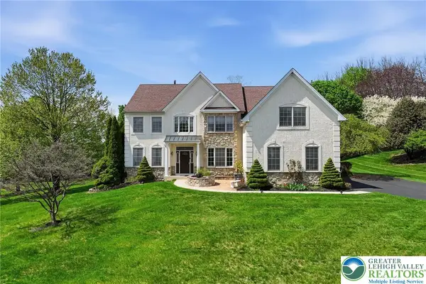 1422 Morningside Drive, Upper Macungie Twp, PA 18069