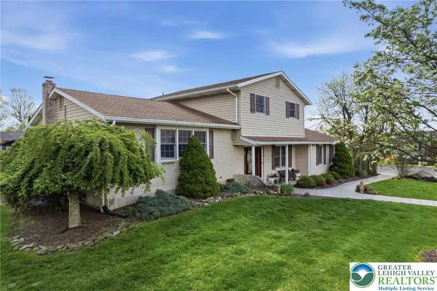 348 Hillcrest Avenue, Upper Nazareth, PA 18064 - #2