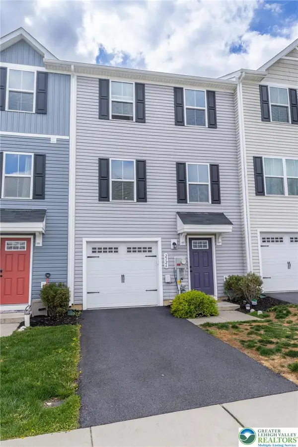 2126 Cross Country Road, Northampton Boro, PA 18067