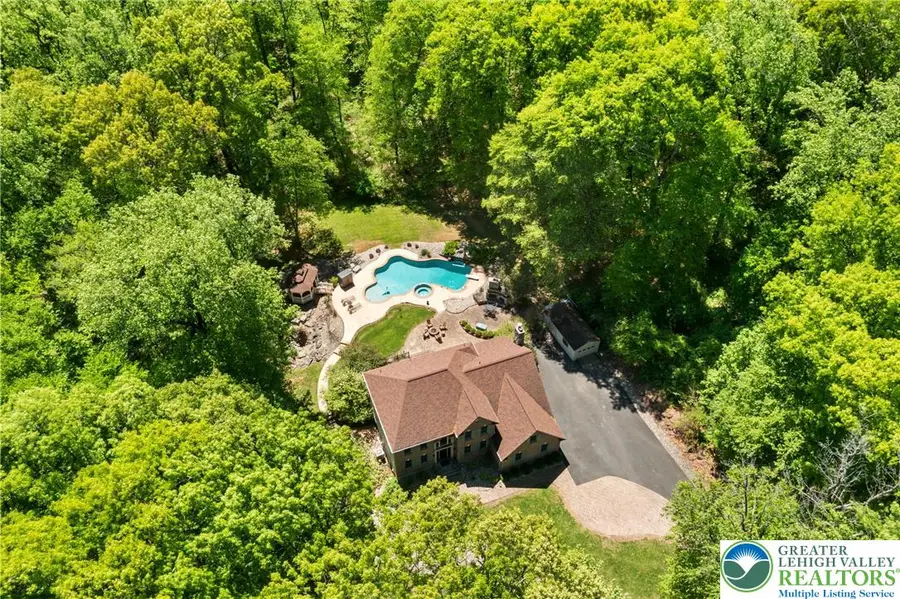 5925 Robin Lane, Upper Saucon, PA 18036 - #2