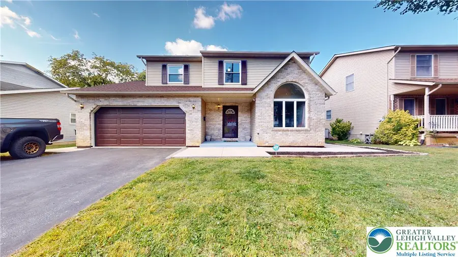 815 E Emmaus Avenue, Salisbury, PA 18103 - #2