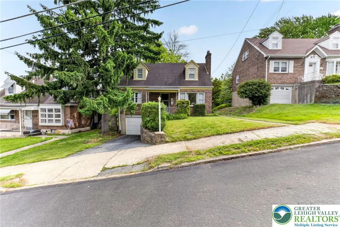 717 Frederick Street, Fountain Hill, PA 18015 - #1