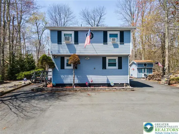 945 Country Place Drive, Coolbaugh Twp, PA 18466