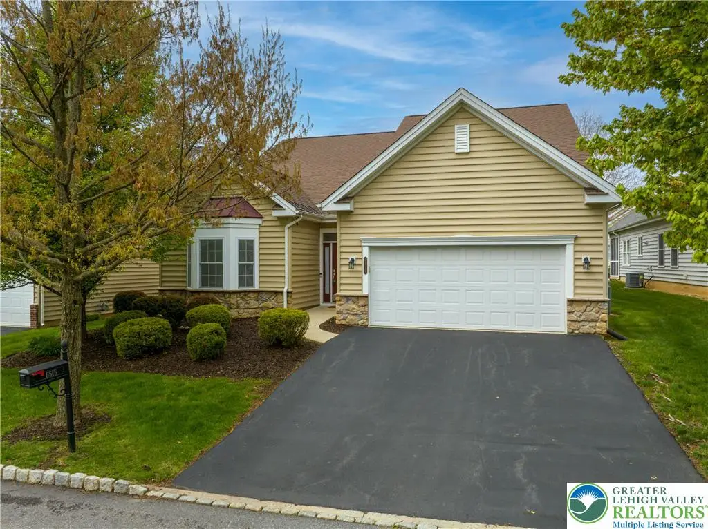 6515 Betsy Ross Circle, Hanover, PA 18017 - #1