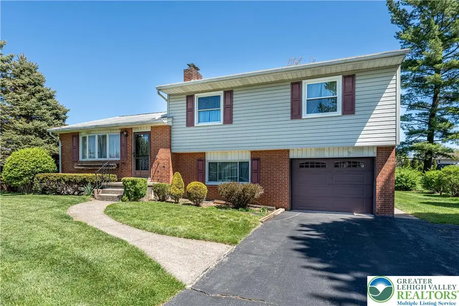 3552 Lord Byron Drive, Hanover, PA 18017 - #2