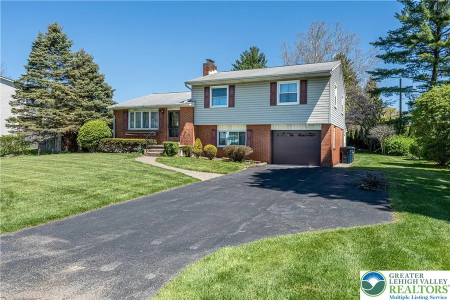 3552 Lord Byron Drive, Hanover, PA 18017 - #3