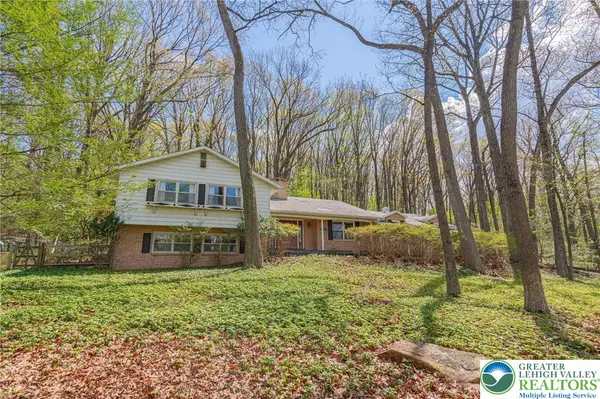 270 Bierys Bridge Road, Bethlehem City, PA 18017