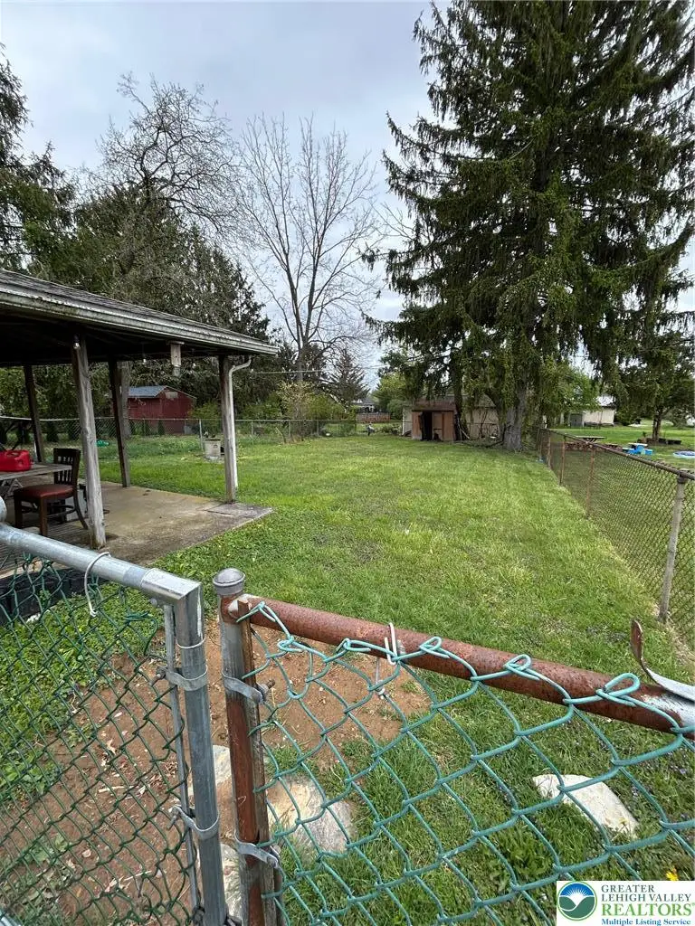 413 W Franklin Street, Topton, PA 19562 - #3