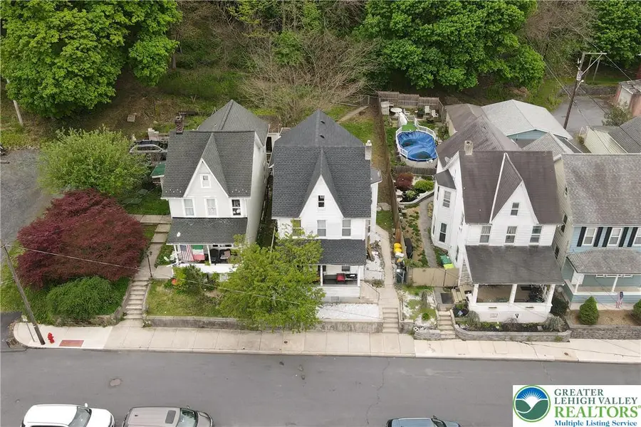 209 E South Street, Slatington, PA 18080 - #3