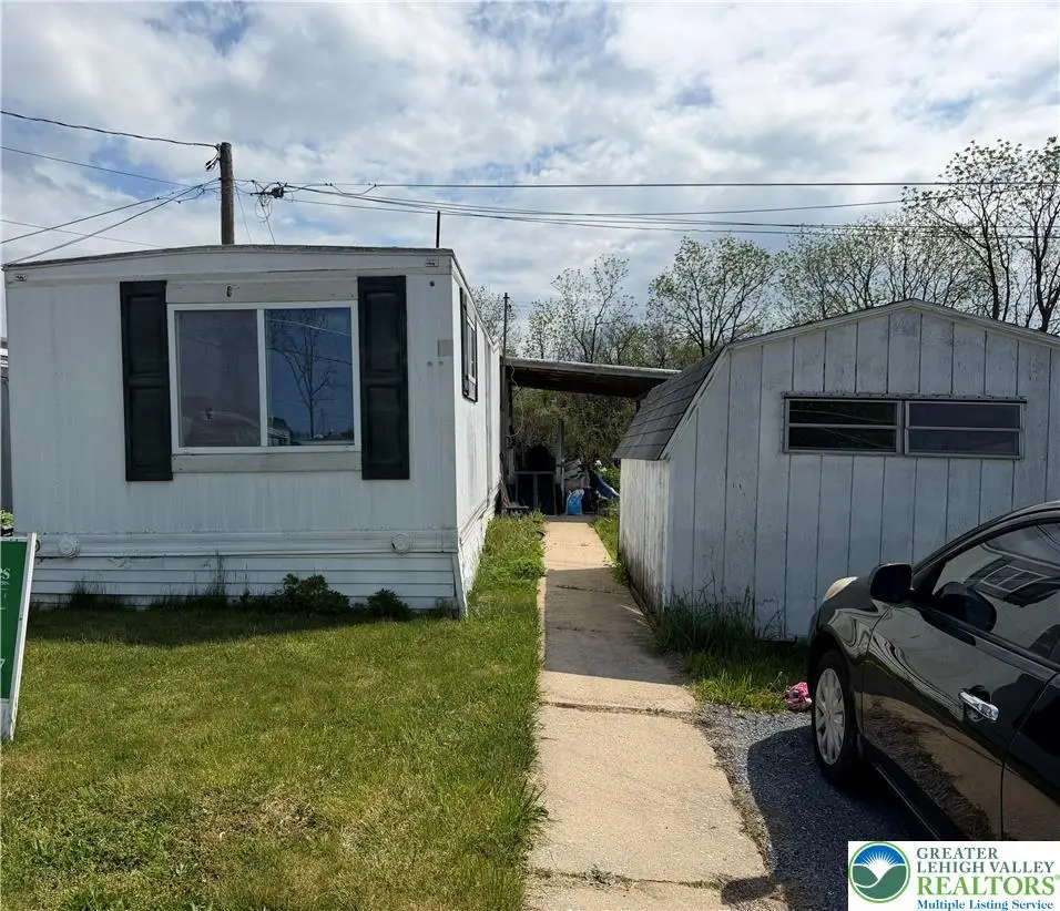 19 Roth Avenue, Longswamp, PA 19539 - #1
