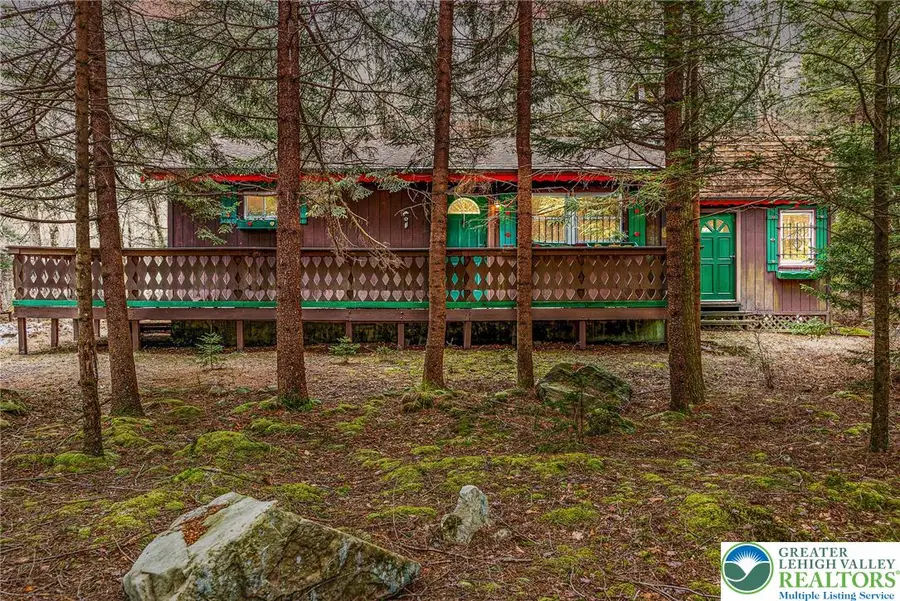 5211 Fir Lane, Pocono Summit, PA 18346 - #3