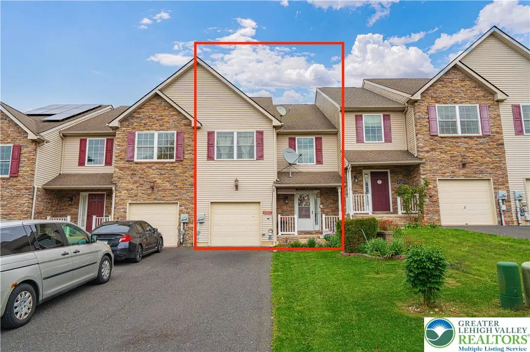 2225 S Dauphin Street, Salisbury, PA 18103 - #1