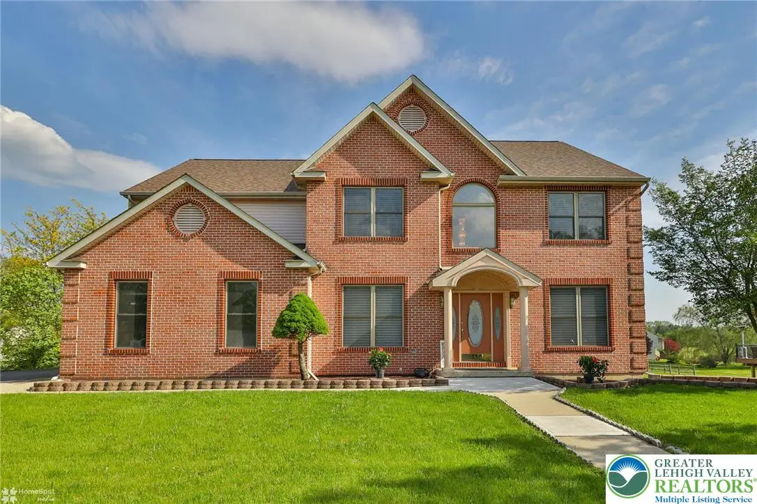 330 Indigo Way, Upper Macungie, PA 18104 - #1
