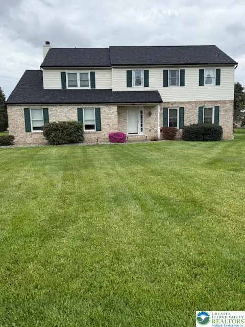 7033 Versailles Square, East Allen, PA 18017 - #2