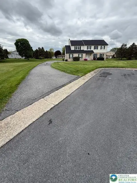 7033 Versailles Square, East Allen, PA 18017 - #3