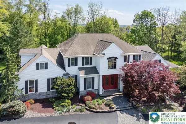 4450 Pond View Court, Bethlehem Twp, PA 18020