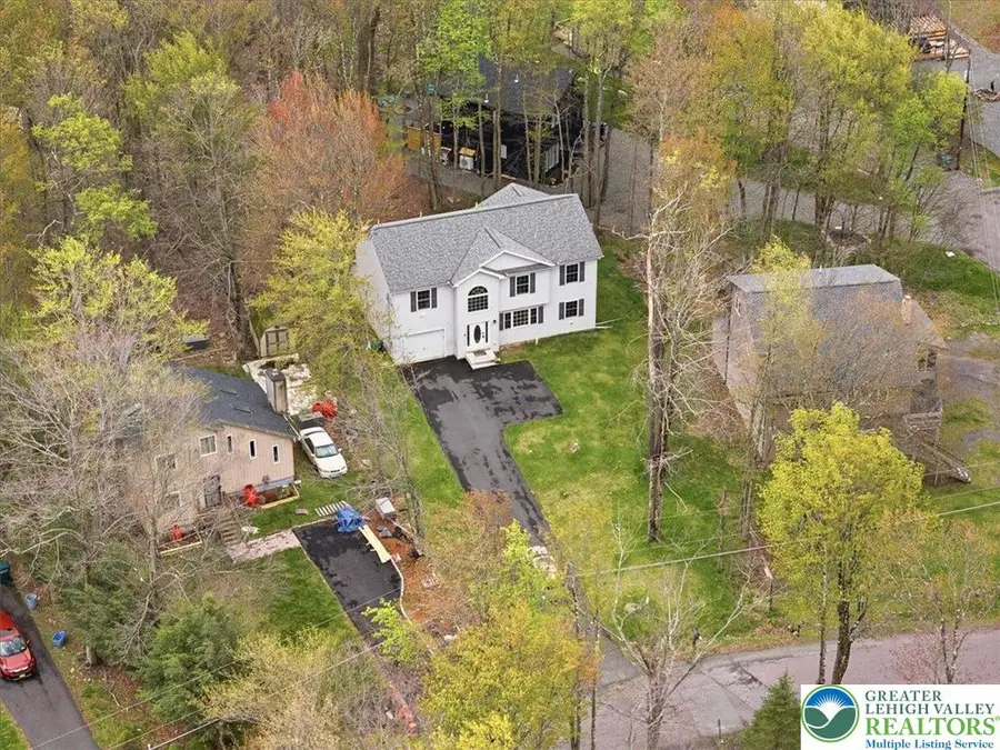 4539 Briarcliff Terrace, Coolbaugh, PA 18466 - #2