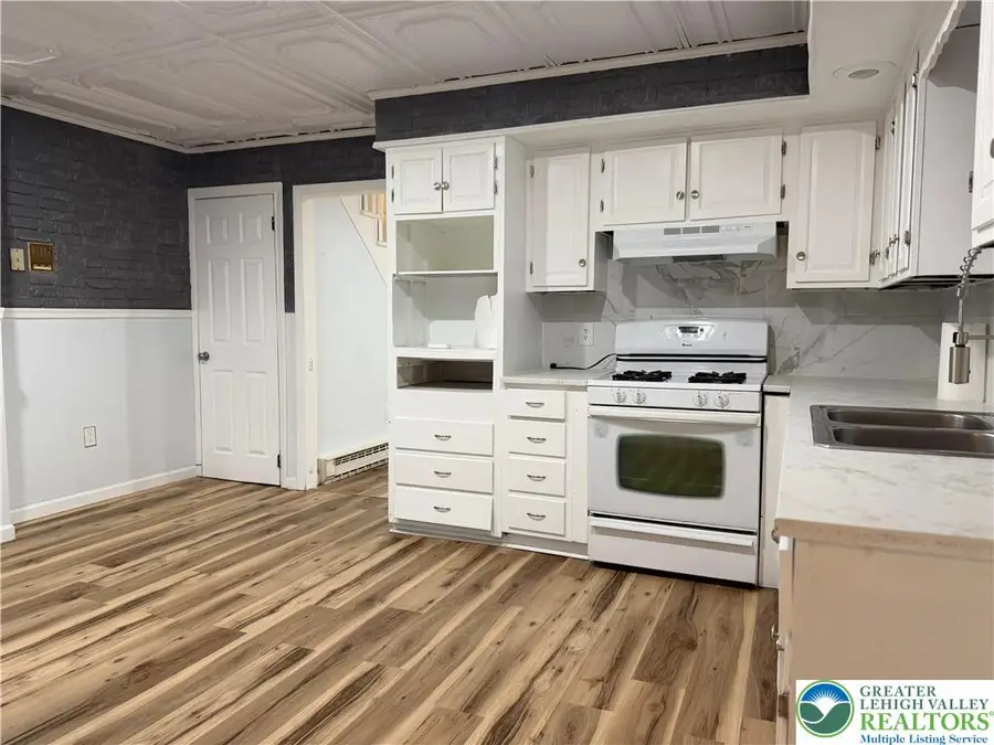 136 Finn Street, Wilkes Barre, PA 18705 - #3