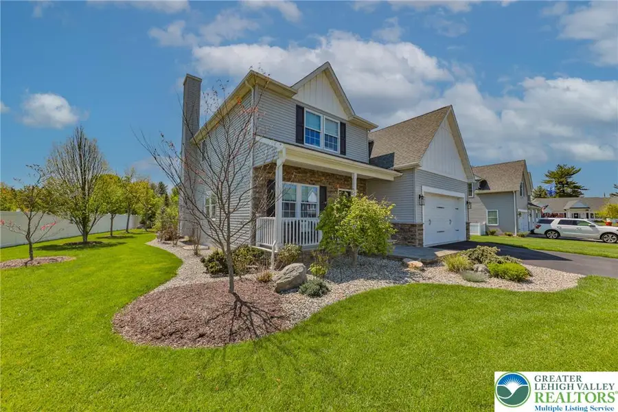 426 Freedom Court, Forks Township, PA 18040 - #2