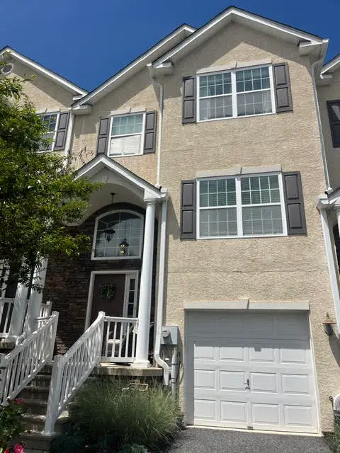 2212 Rising Hill Road, Whitehall Twp, PA 18052