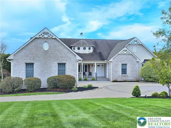 141 Clovershire Drive, Bushkill Twp, PA 18064