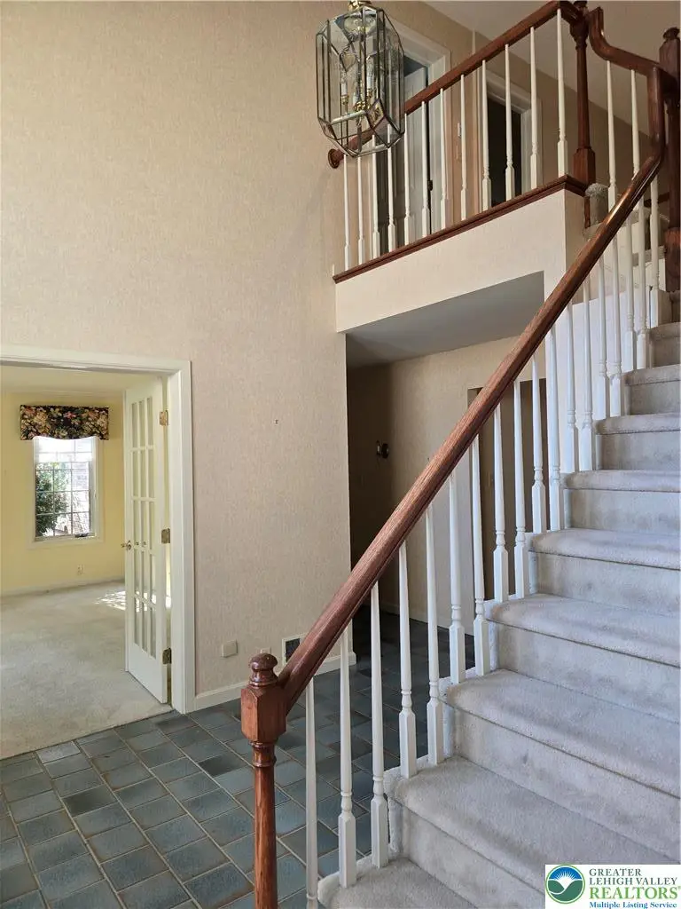 2834 Sheffield Drive, Lower Macungie, PA 18049 - #3
