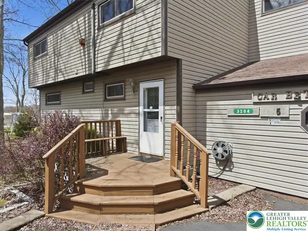 3204 Carobeth Drive, Coolbaugh Twp, PA 18466
