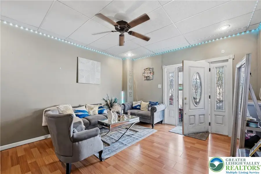 3 N 22nd Street, Pottsville, PA 17901 - #3