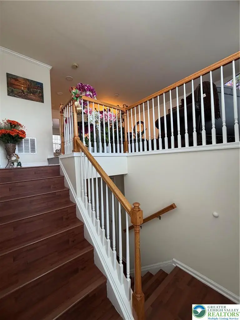 222 N Oak Street, Freemansburg, PA 18017 - #3