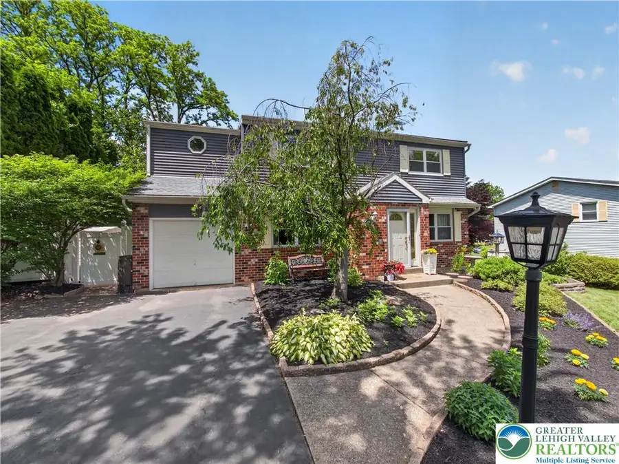 1921 Latta Street, South Whitehall, PA 18104 - #3