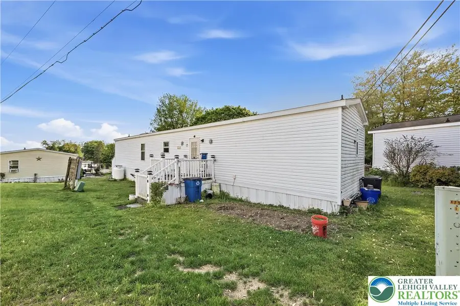 65 Easy Street, Allen, PA 18067 - #3
