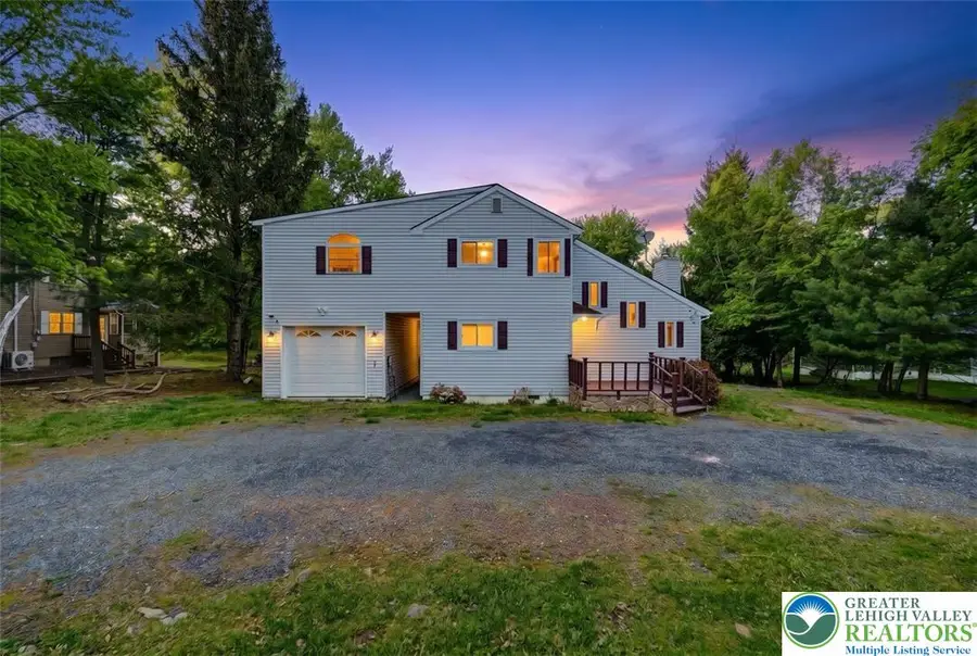 61 Chapman Circle, Towamensing Trails, PA 18210 - #2