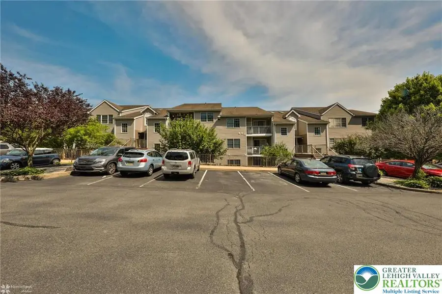 202 Canal Park, Easton, PA 18042 - #2