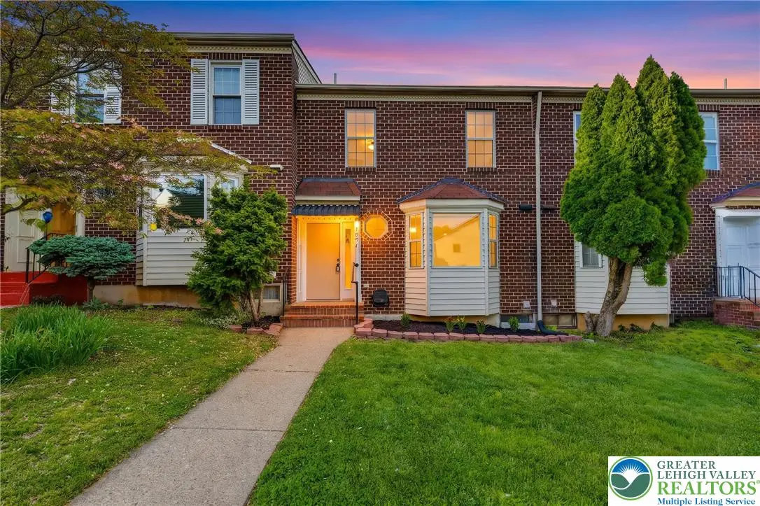 1407 Presidential Drive, Fullerton, PA 18052 - #1
