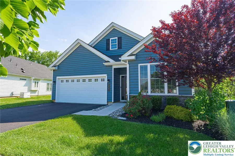 3903 Victors Way, Bethlehem, PA 18045 - #3