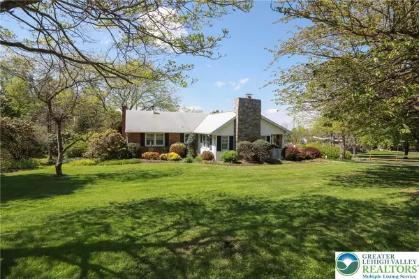 5301 S Mountain Drive, Upper Milford Twp, PA 18049
