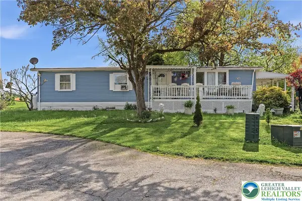 8743 Turkey Ridge Road, Upper Macungie Twp, PA 18031