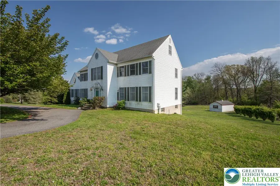 547 Roberts Road, Bushkill, PA 18064 - #2