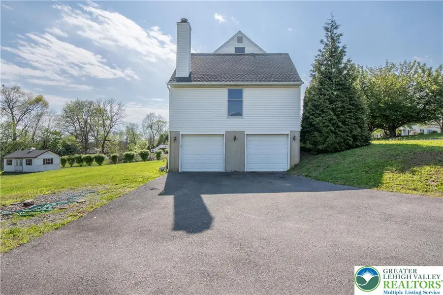 547 Roberts Road, Bushkill, PA 18064 - #3